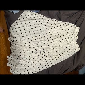 Polka dot sheike skirt size small